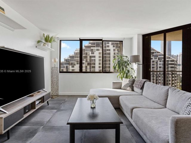 Продажа квартиры #1519 - фото 5623266