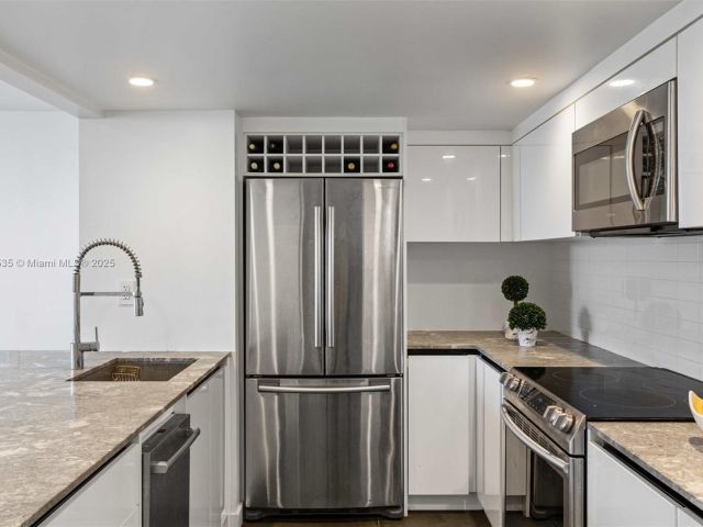 Продажа квартиры #1519 - фото 5623271