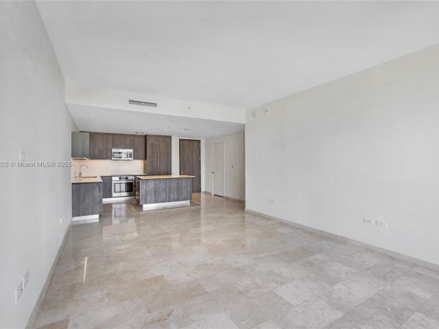 Продажа квартиры #2010 - фото 5608439