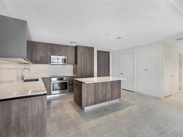 Продажа квартиры #2010 - фото 5608443