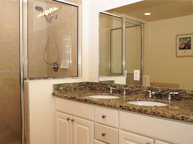 Продажа квартиры #428 - фото 5680597