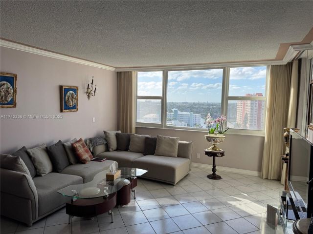 Продажа квартиры #1217 - фото 5680942