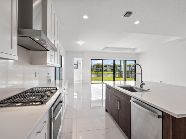 Дом в аренду по адресу 8282 Crystal Downs Avenue - фото 6137153