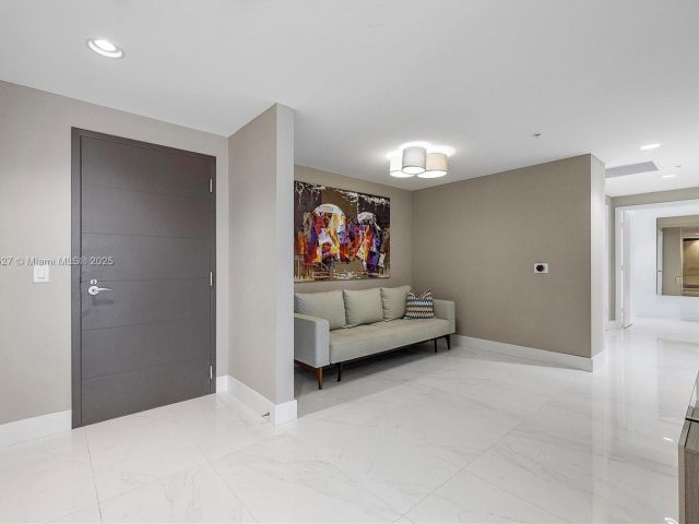 Продажа квартиры #706 - фото 5688203