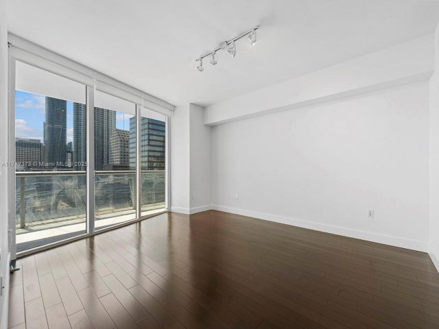 Продажа квартиры #1801 - фото 5614636