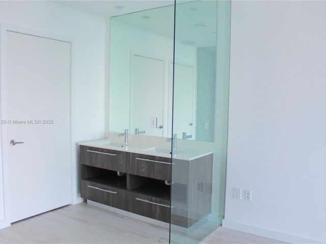 Продажа квартиры #604 - фото 5654641