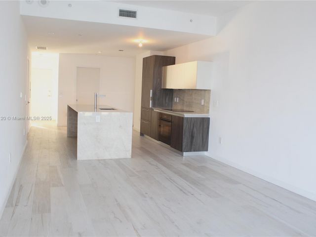 Продажа квартиры #604 - фото 5654644