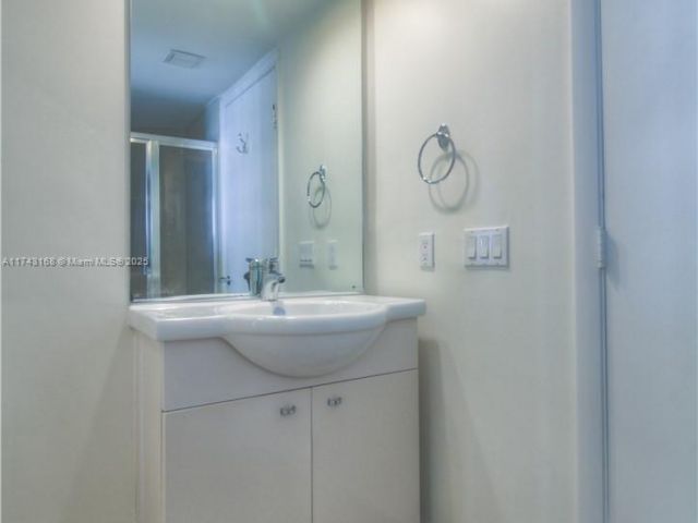 Продажа квартиры #1708 - фото 5672879