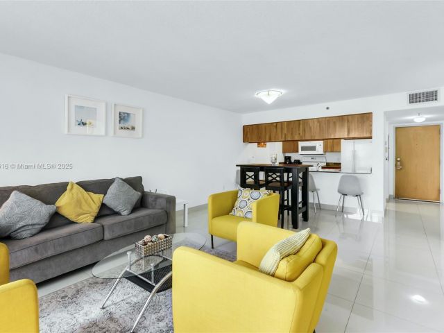 Продажа квартиры #2504 - фото 6260698