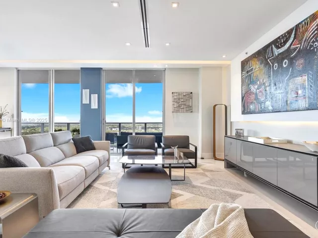 Продажа квартиры #2302 - фото 6671330