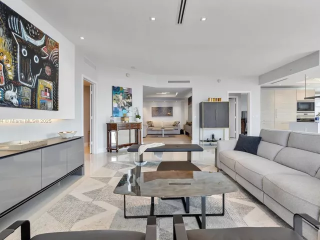 Продажа квартиры #2302 - фото 6671327