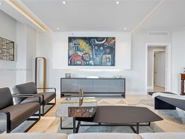 Продажа квартиры #2302 - фото 6671325