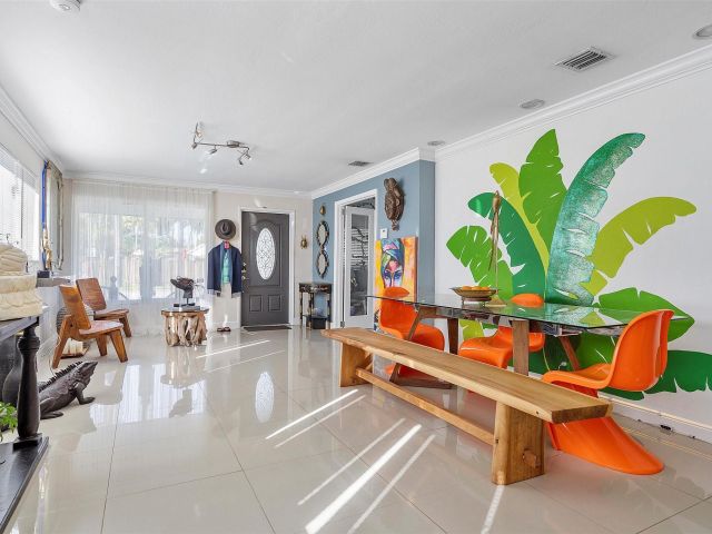 Продажа дома по адресу 1322 Johnson St - фото 5525362