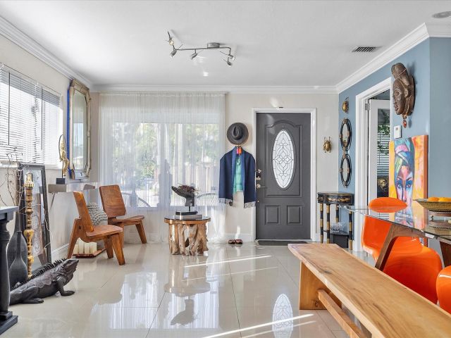 Продажа дома по адресу 1322 Johnson St - фото 5525363