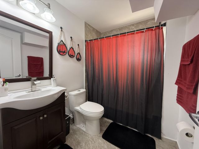 Продажа дома по адресу 303 NW 28 Way - фото 6172246