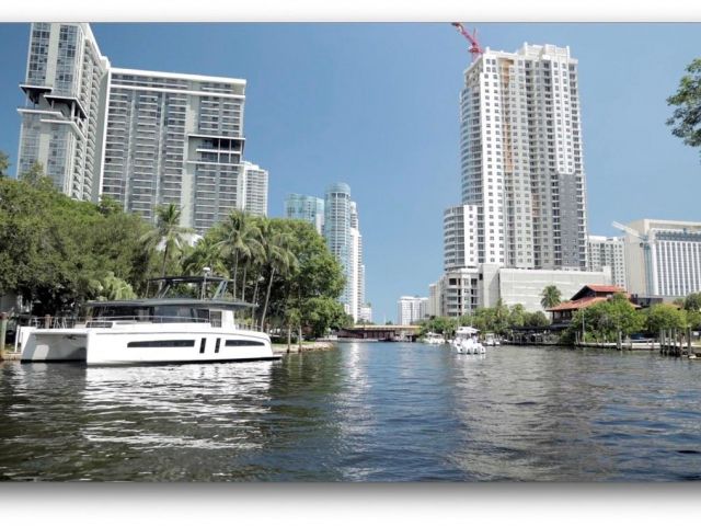 Продажа дома по адресу 1421 SW 23rd Court - фото 5774308