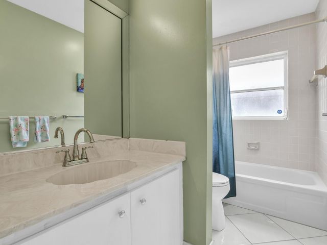 Продажа дома по адресу 6335 Hitchin Post Way - фото 5763945