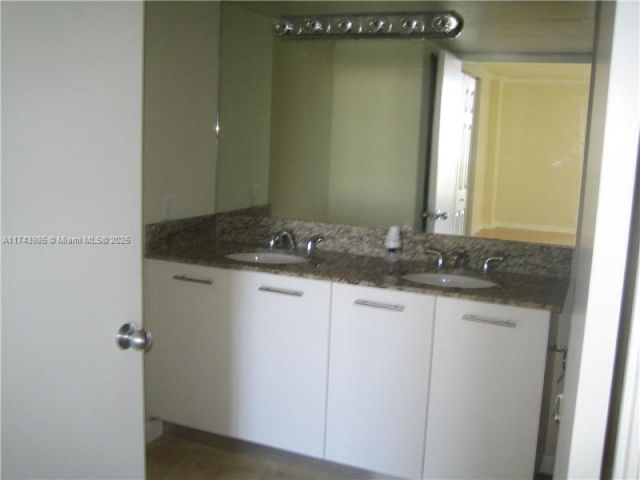 Продажа квартиры #1708 - фото 5690647