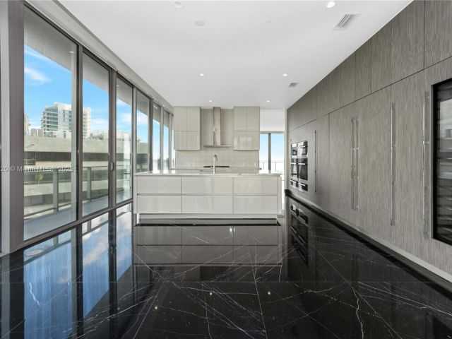 Продажа квартиры #1403N - фото 5651571