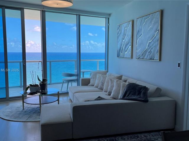 Продажа квартиры #2702 - фото 6268518