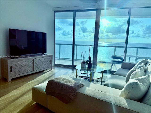 Продажа квартиры #2702 - фото 6268521