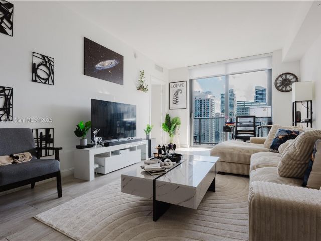 Продажа квартиры #3005 - фото 5605918