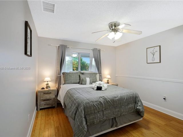 Дом в аренду по адресу 6863 SW 104th Ct - фото 6186272