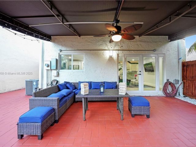 Дом в аренду по адресу 6863 SW 104th Ct - фото 6186284