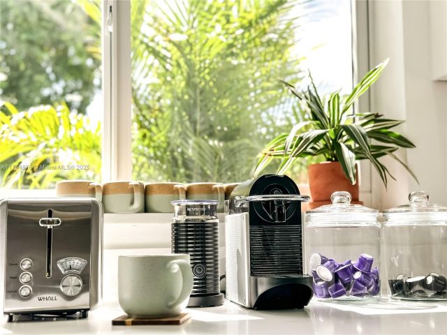 Дом в аренду по адресу 191 SE 13th Ave - фото 5542394