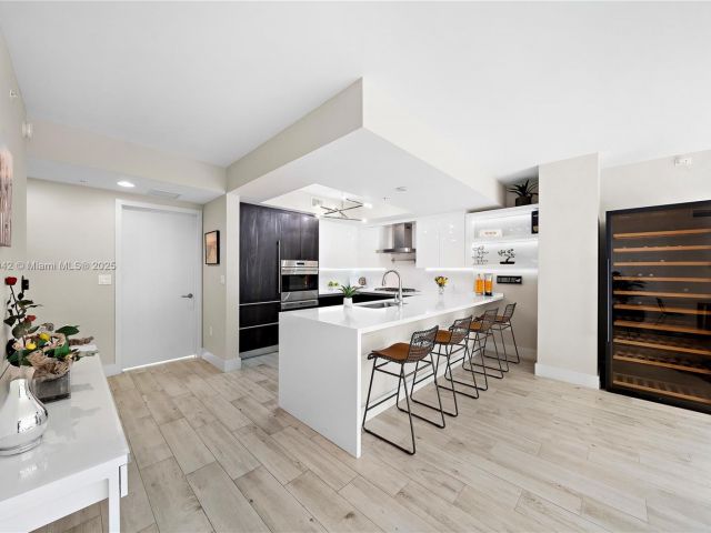 Продажа квартиры #605 - фото 5741438