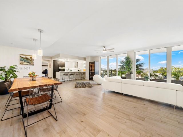 Продажа квартиры #605 - фото 5741445