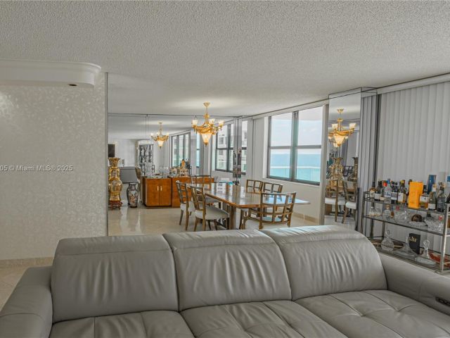 Квартира в аренду номер14D - фото 5577923