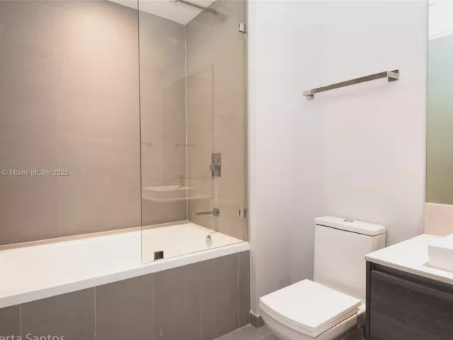 Продажа квартиры #3205 - фото 5622349