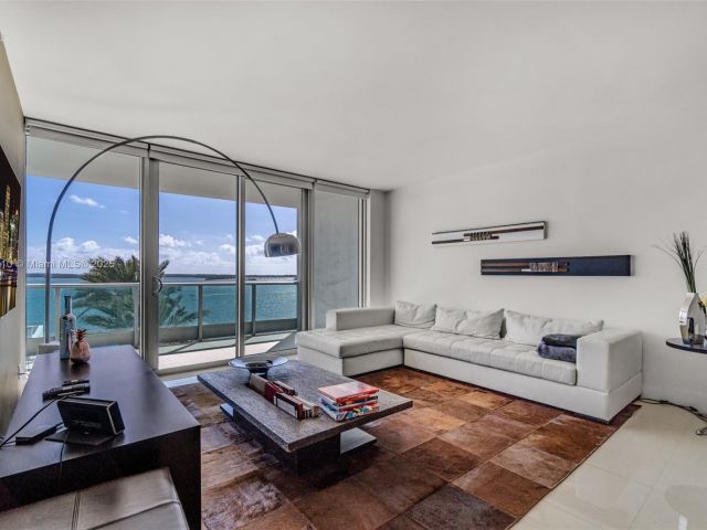 Продажа квартиры #1007 - фото 5700919