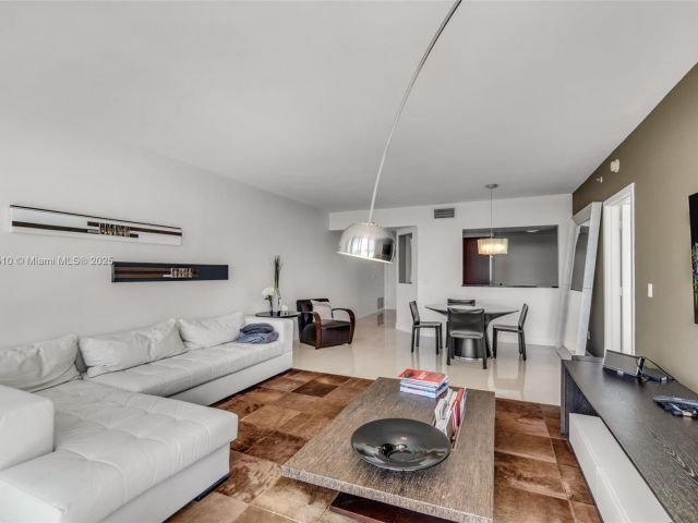 Продажа квартиры #1007 - фото 5700921