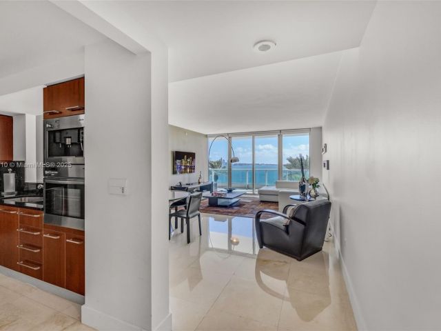 Продажа квартиры #1007 - фото 5700923