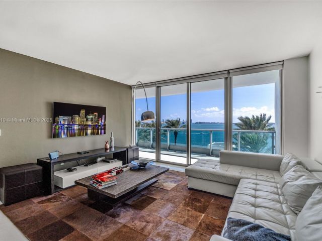 Продажа квартиры #1007 - фото 5700924