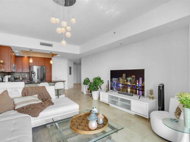 Продажа квартиры #1804 - фото 7500634