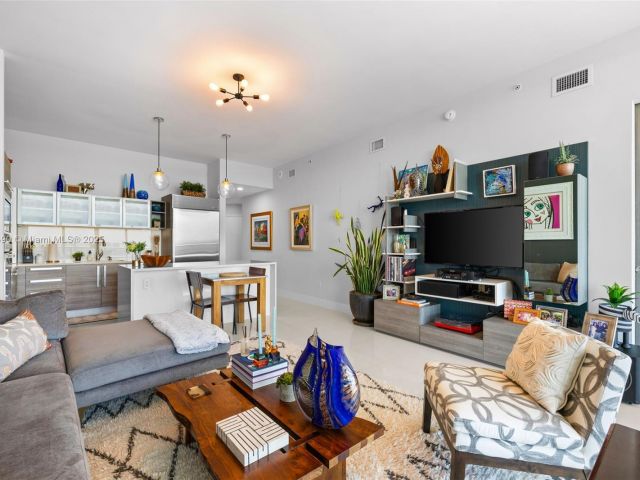 Продажа квартиры #1708 - фото 5656125