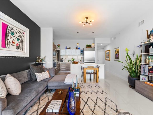 Продажа квартиры #1708 - фото 5656130