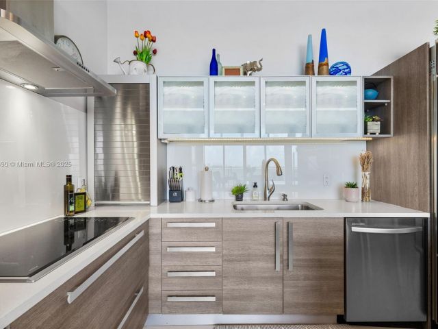 Продажа квартиры #1708 - фото 5656135