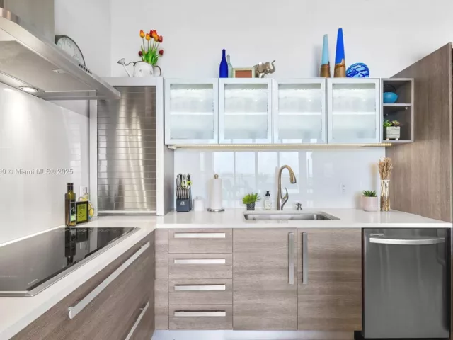 Продажа квартиры #1708 - фото 5656135