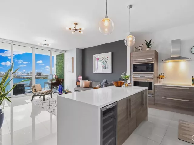 Продажа квартиры #1708 - фото 5656140