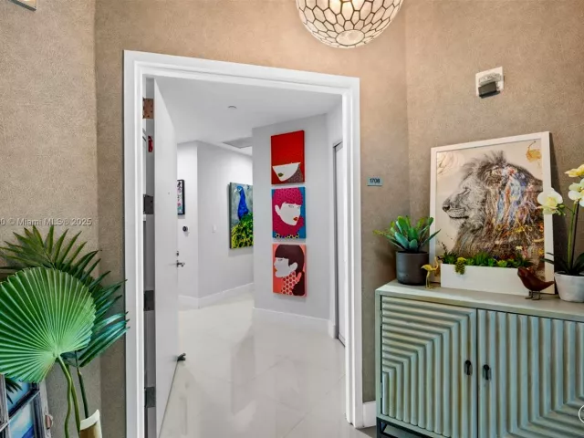 Продажа квартиры #1708 - фото 5656143