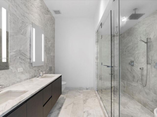 Продажа квартиры #5101 - фото 5612386