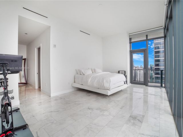 Продажа квартиры #5101 - фото 5612388