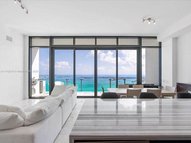 Продажа квартиры #5101 - фото 5612397