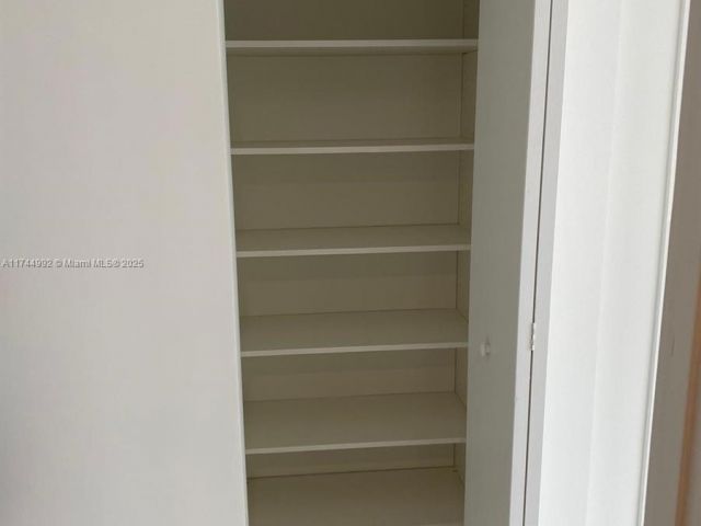 Продажа квартиры #2612 - фото 5640236