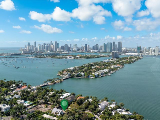 Продажа дома по адресу 315 W San Marino Dr - фото 5520392