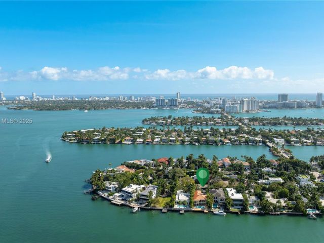 Продажа дома по адресу 315 W San Marino Dr - фото 5520396